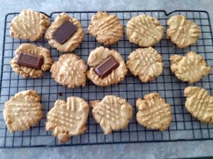 3 Ingredient Peanut Butter Cookies